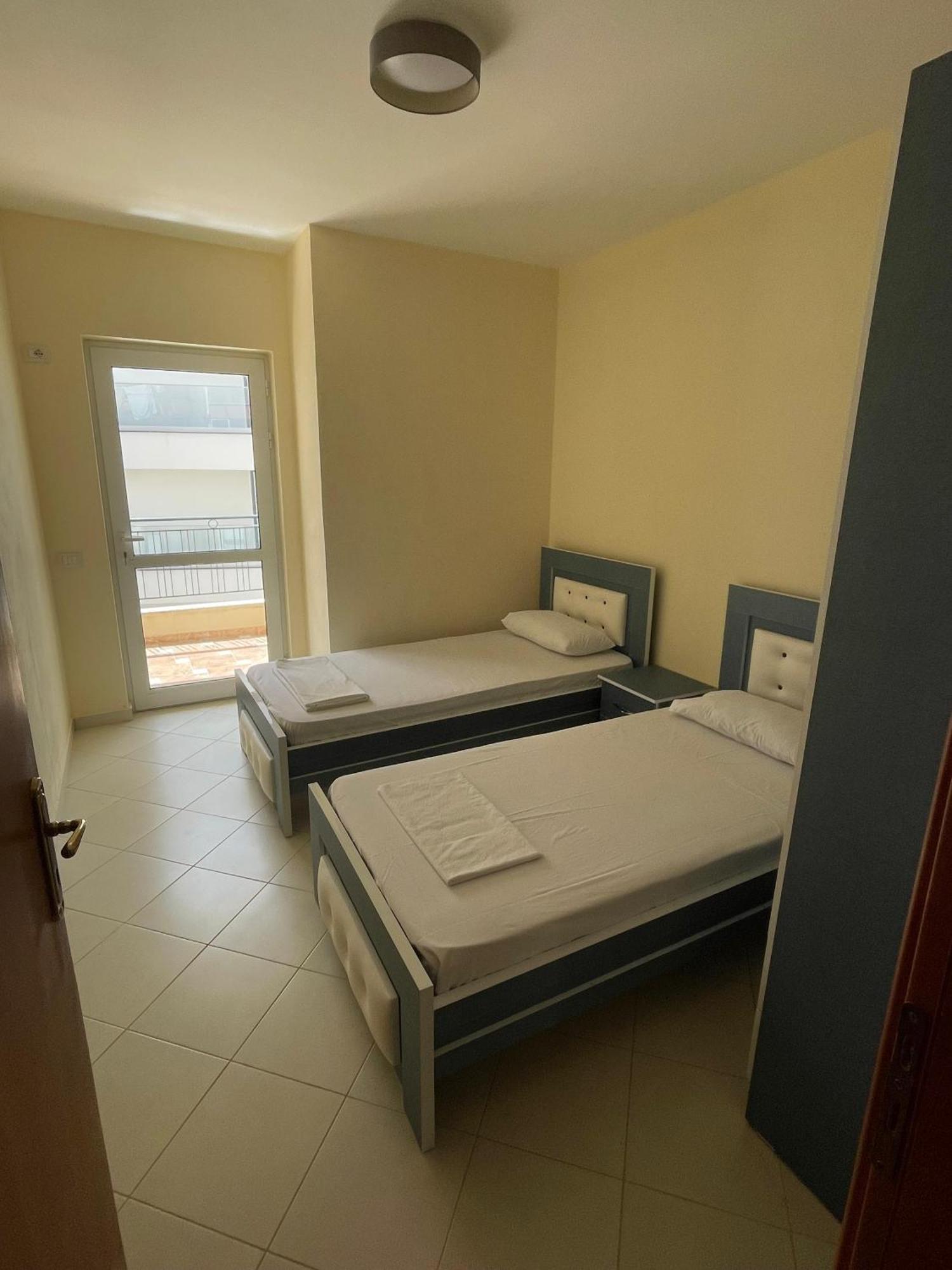 Lovely 3-Bedroom Apartment Rei Sarande Luaran gambar
