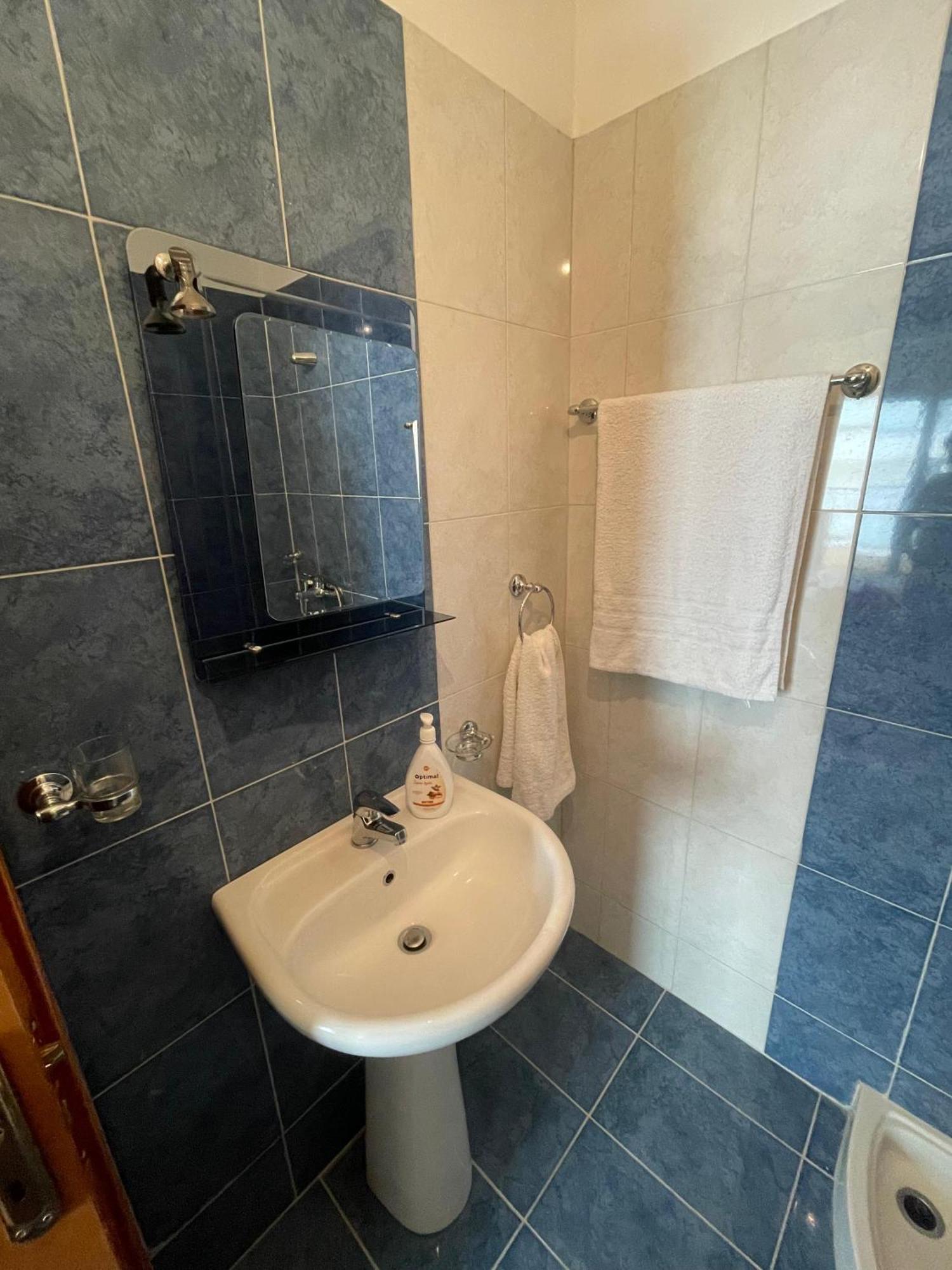 Lovely 3-Bedroom Apartment Rei Sarande Luaran gambar